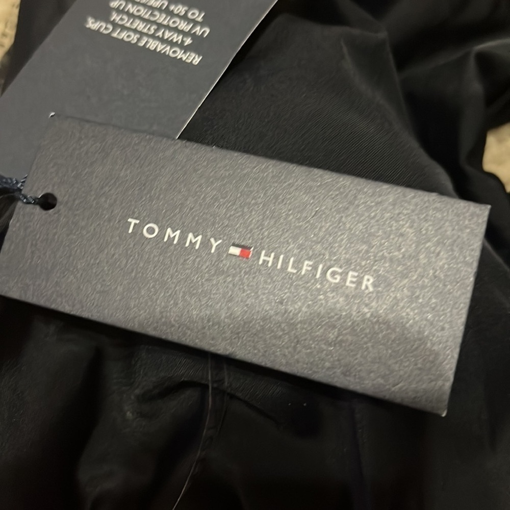 NWT Tommy Hilfiger Women's Standard Tankini Swimsuit Top - Picture 2 of 5